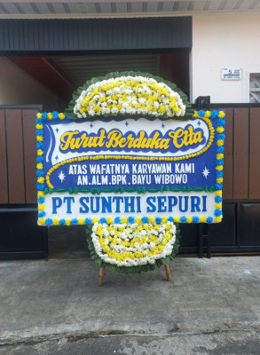 Papan Bunga Duka di Simpang Hulu